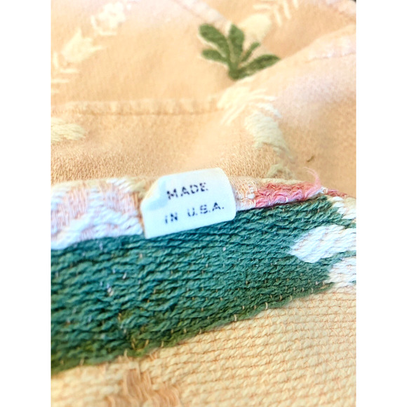 Vintage Bates Bedspread Pink Dutch Scandinavian Floral Design 84" x 90" - Picture 7 of 10